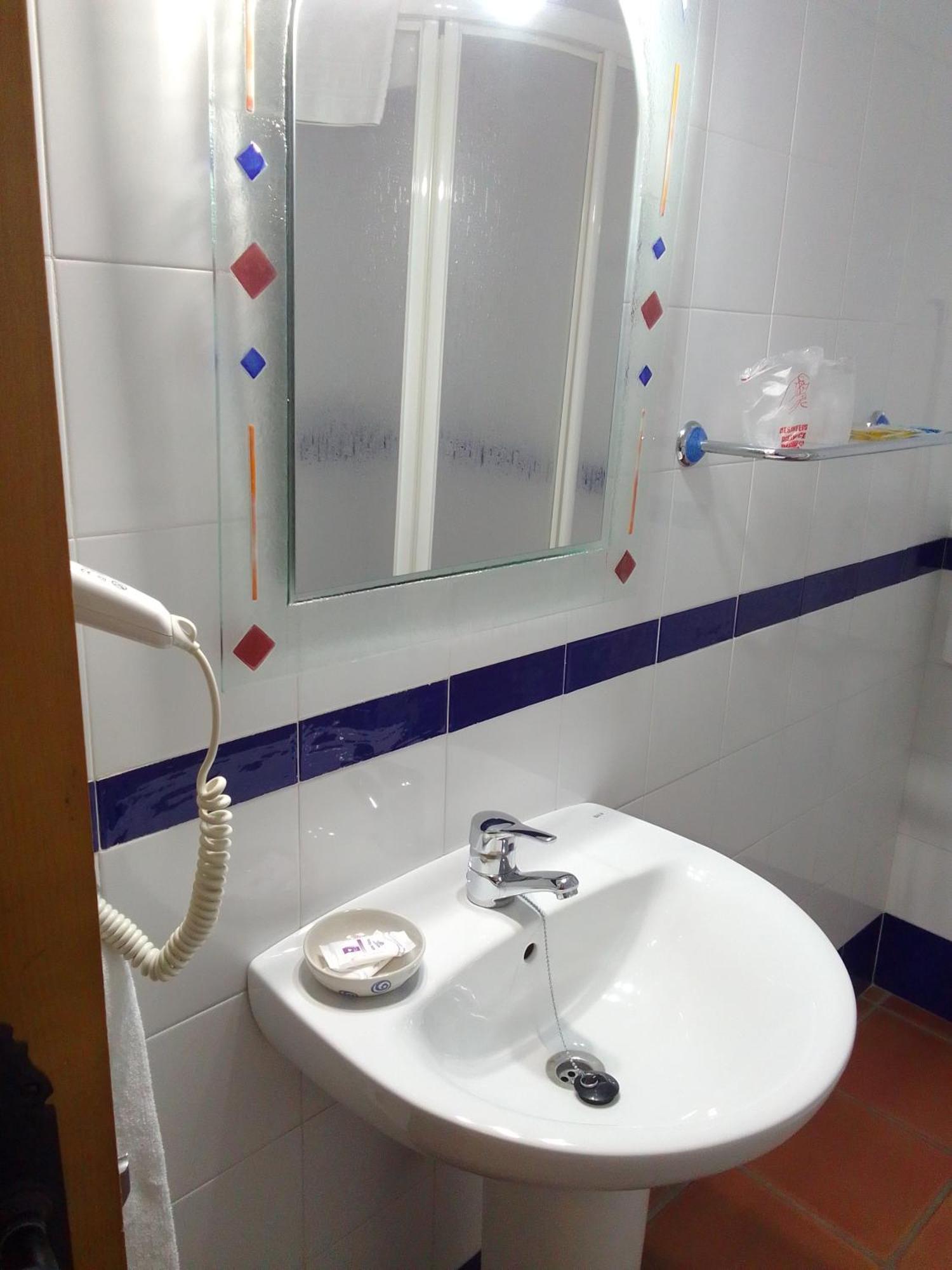 Burunchel Hotel San Julian מראה חיצוני תמונה